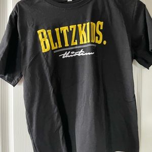 Women’s low cut t shirt